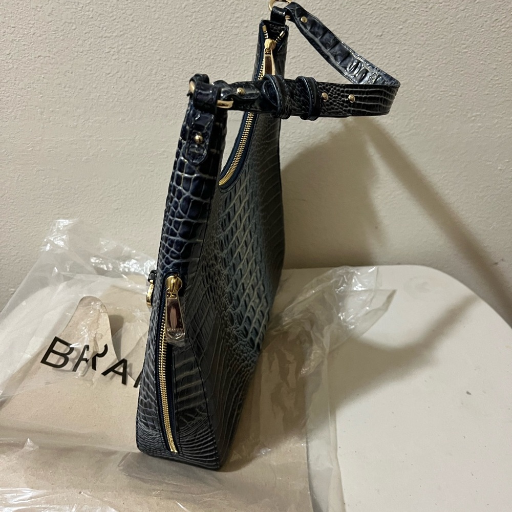 NWOT Brahmin Blue and Cream Women's Bag - Picture 9 of 9